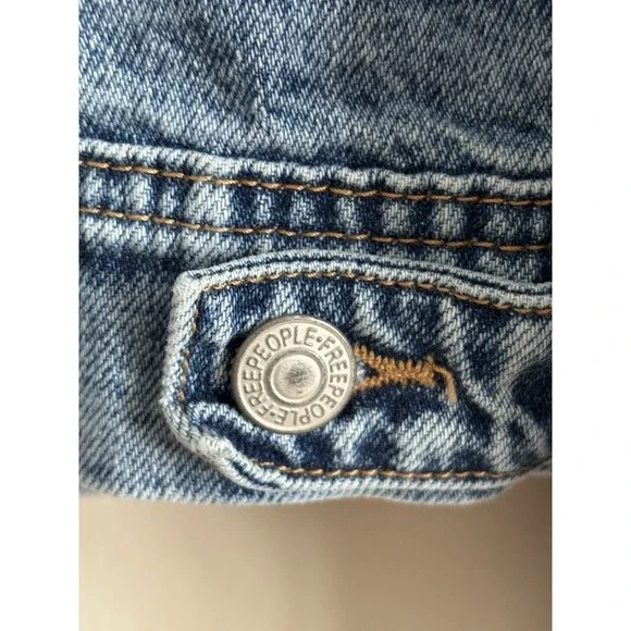Free People We the Free Rumors Denim Jacket Trucker‎ Blue XS - Picture 6 of 7